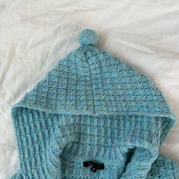 BCBGMaxAzria MEDIUM hooded Cardigan Sweater baby Blue pom pom wool blend - Picture 3 of 7